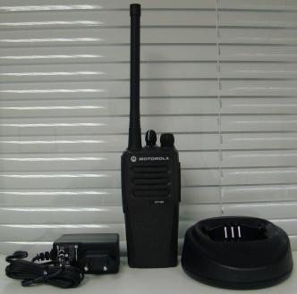 DP1400 портативная, 136-174 МГц, аналоговая, 5Вт, 16 каналов, без дисплея