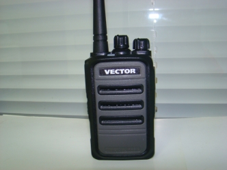 Рация ВЕКТОР VT-46AT 400-470 МГц, 2 Вт, 16 к., Li-Ion 1100 мАч.