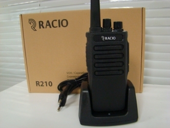 R210 VHF 136-174 МГц, 5Вт, 16 каналов, аккум-р 3000 мАч LiIon
